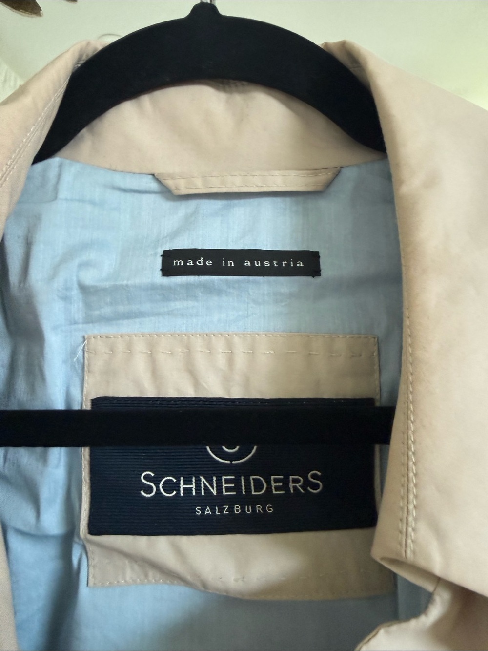 Schneider’s Classic Beige Trench Coat - Picture 6 of 7
